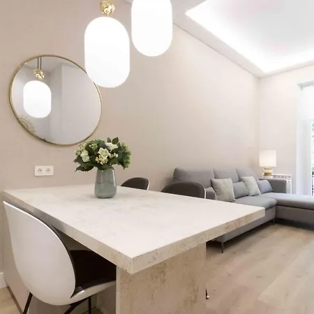 San Martin - The Collection Apartment